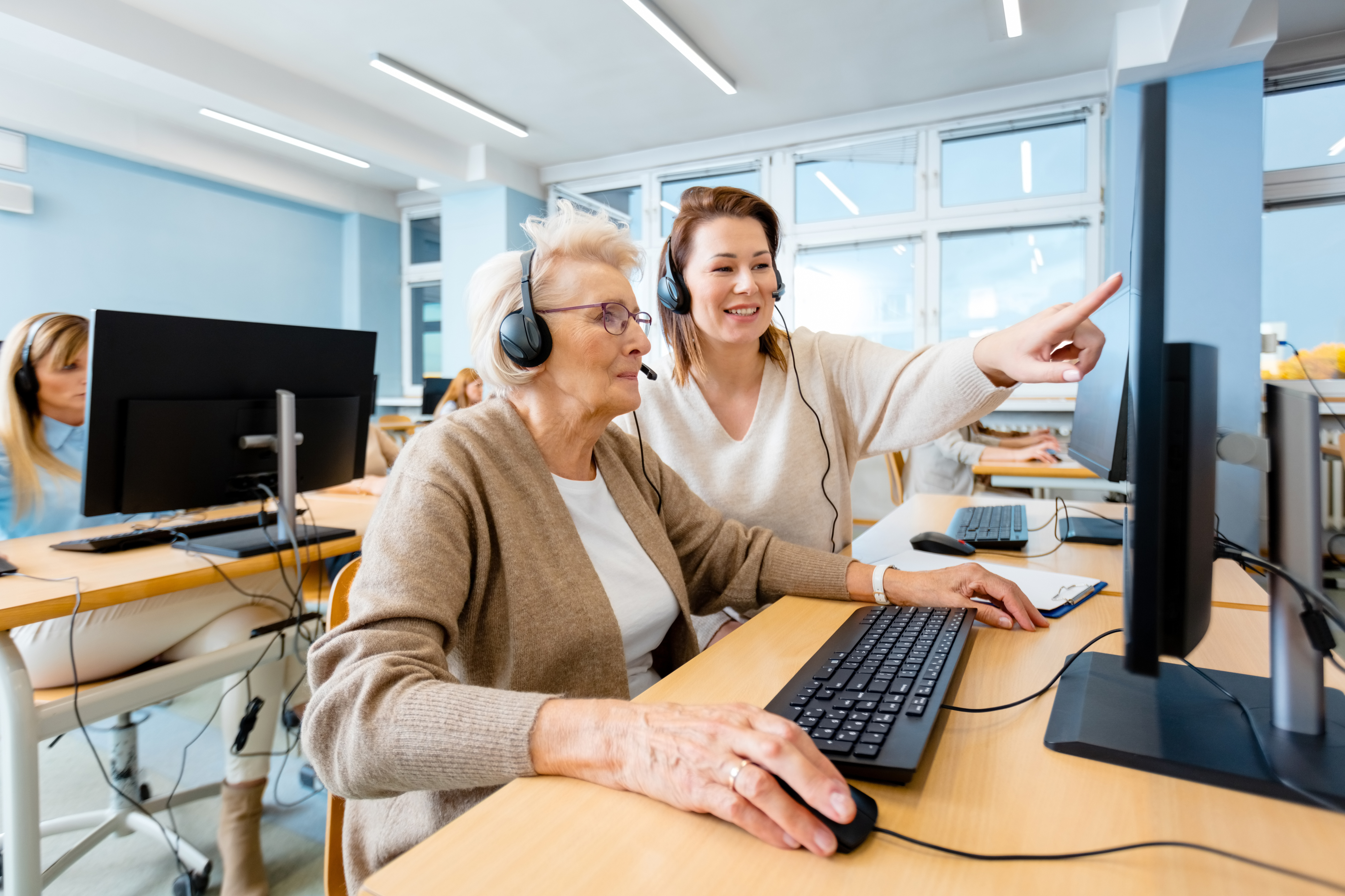 Sunday Morning Computer Help for Seniors | Programming Librarian