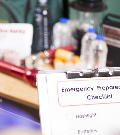 emergency preparedness checklist and natural disaster supplies