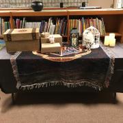 Table with trunk and Harry Potter decorations