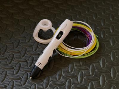 Photo of a 3D printing pen