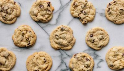 chocolate chip cookies